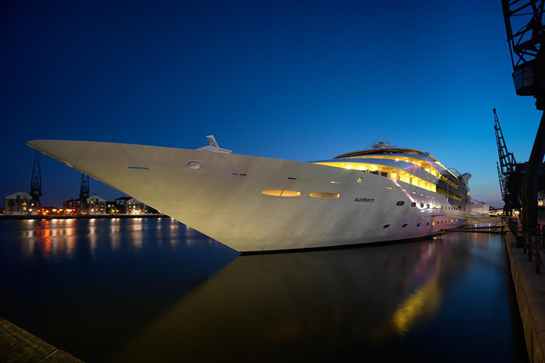 sunborn yacht canary wharf